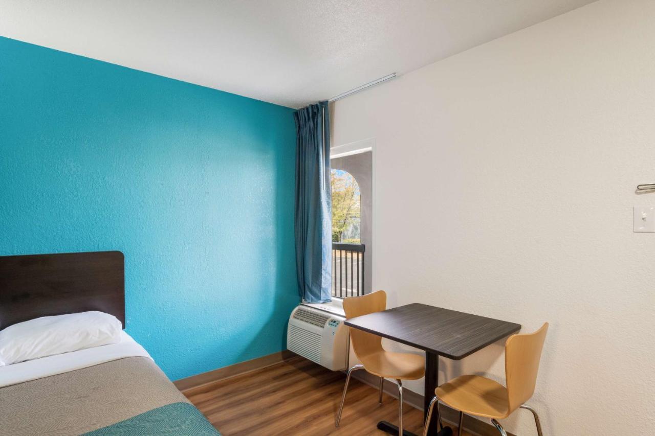 Motel 6-Lexington, Ky - Airport מראה חיצוני תמונה