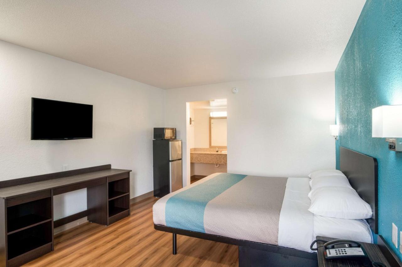Motel 6-Lexington, Ky - Airport מראה חיצוני תמונה